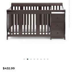 Convertible Crib With Storage 