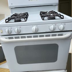 GE Gas Stove