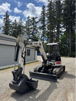 Bobcat 435 Turbo Diesel  Excavator With Thumb