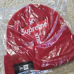 Supreme Cross Box Logo NIB