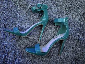 Stilettos / High Heels