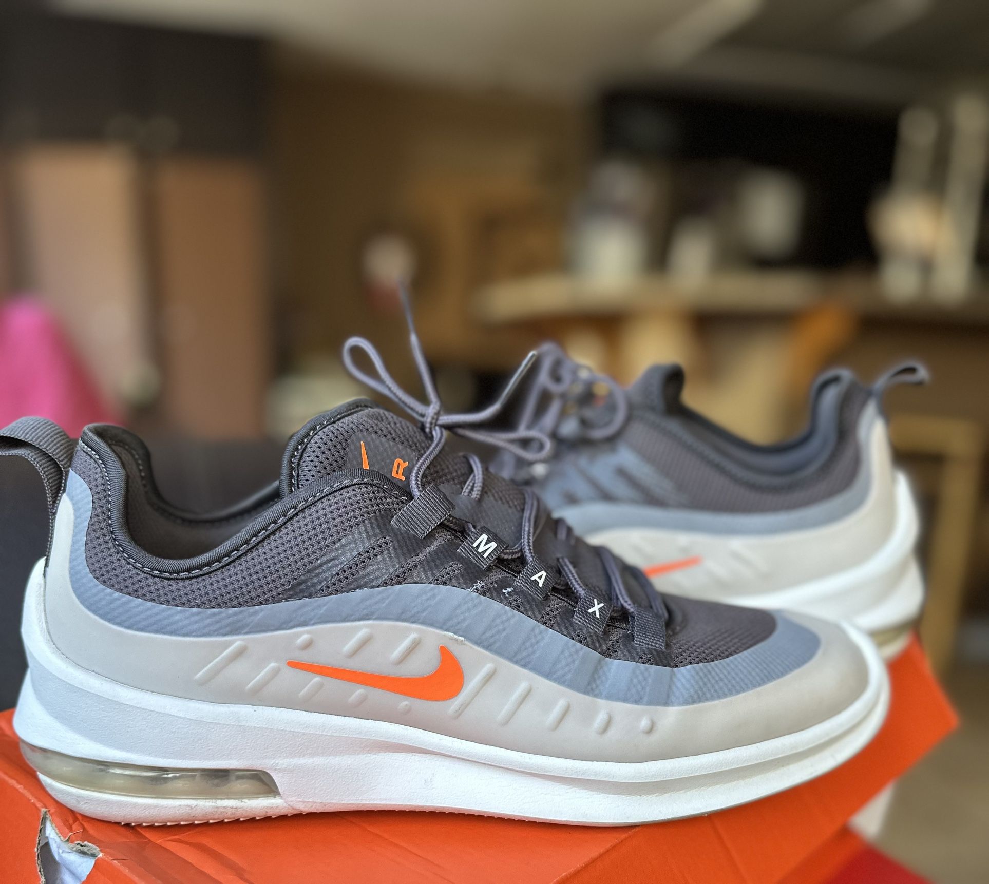 Nike Air Max Axis Thunder Grey