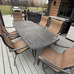 Outdoor Dining Table 6 Chairs