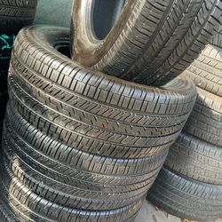 Semi New Four Tires  265/60/17/  300 GOODYEAR 