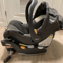 Chicco infant Car Seat