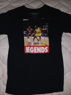 Jordan vs Kobe LEGENDS Tee - S