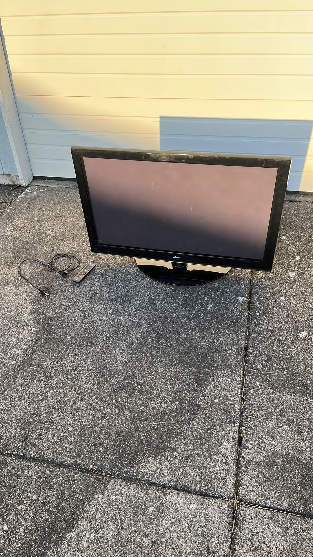 42” Zenith Plasma TV