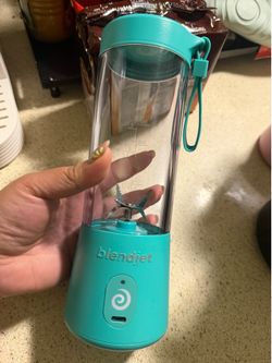 BlendJet portable blenders - teal & pink