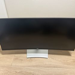 Monitor Sale — 2 Excellent Displays! DM for Price 