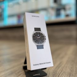 Samsung Galaxy Watch 8 Classic ( Payment Plans Available / Planes De Pagos Disponibles ) 