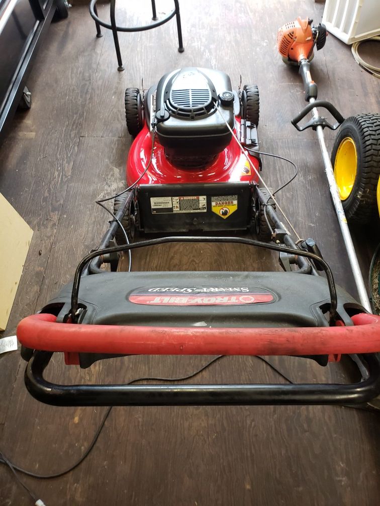 TroyBilt Selfpropelled Lawn Mower READ DESCRIPTION for Sale in New