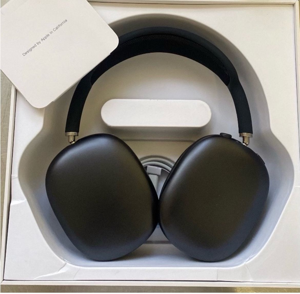 APPLE AIRPOD MAX HEADPHONES