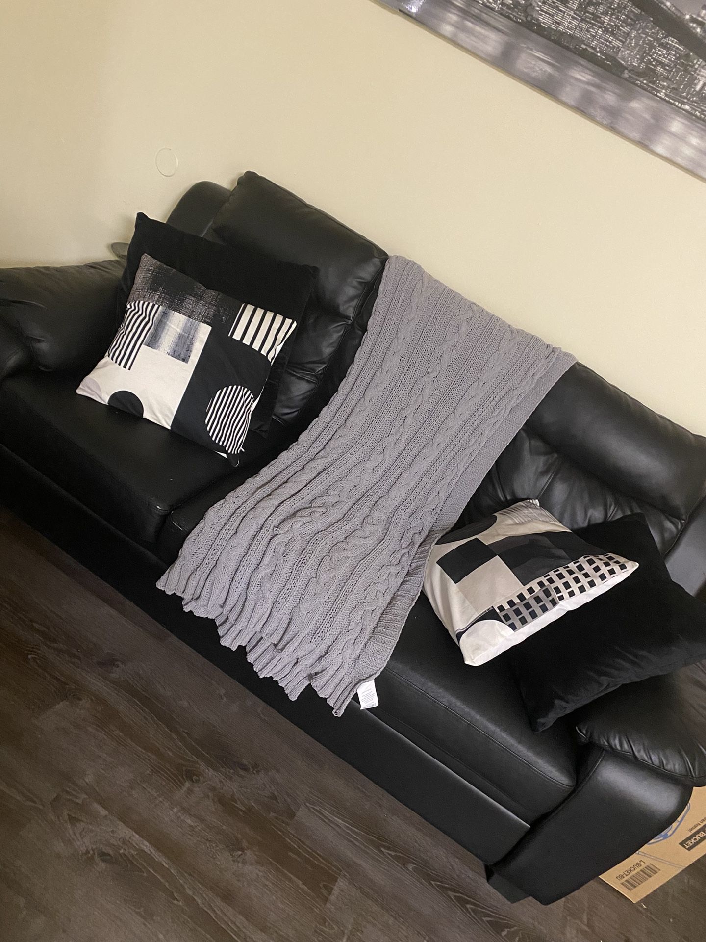 Black Leather Sofas