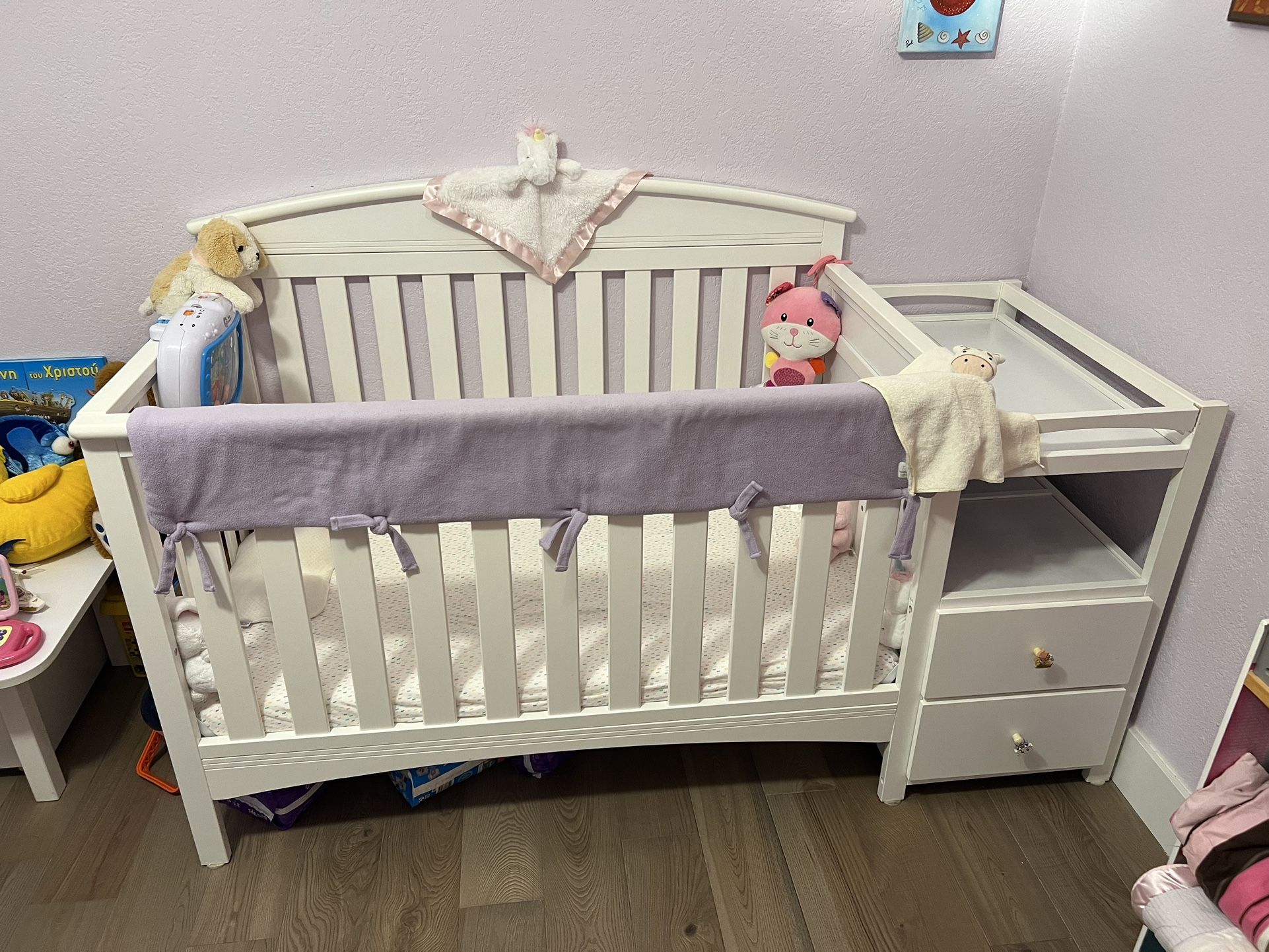 Crib Used Great Condition White