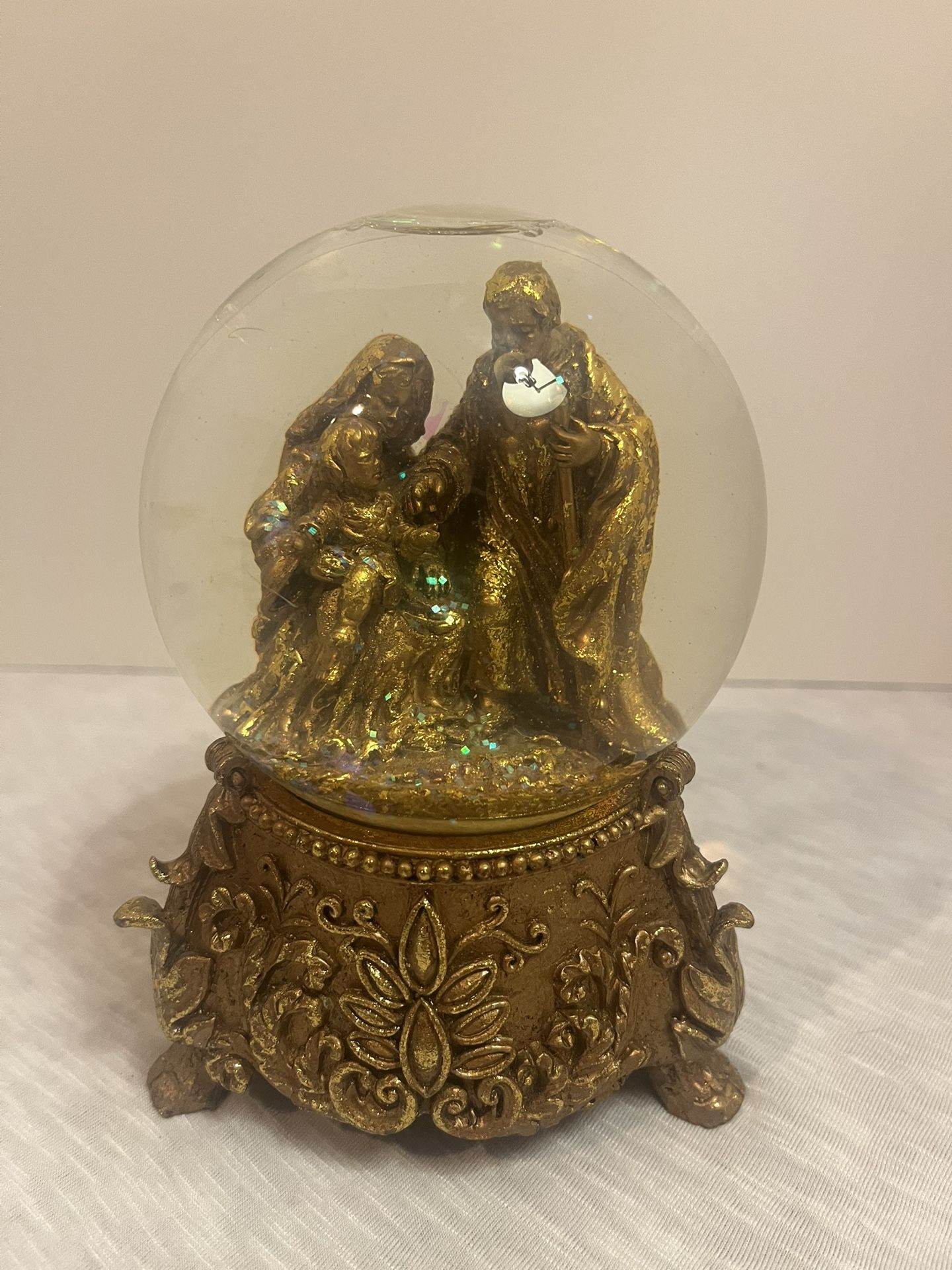 Mary Joseph And Jesus Musical Snow Globe (Tested Works Great)