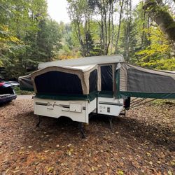 2004 StarCraft pop-up Tent Trailer 