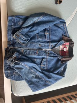 Vintage Marlboro Jean jacket with genuine leather collar
