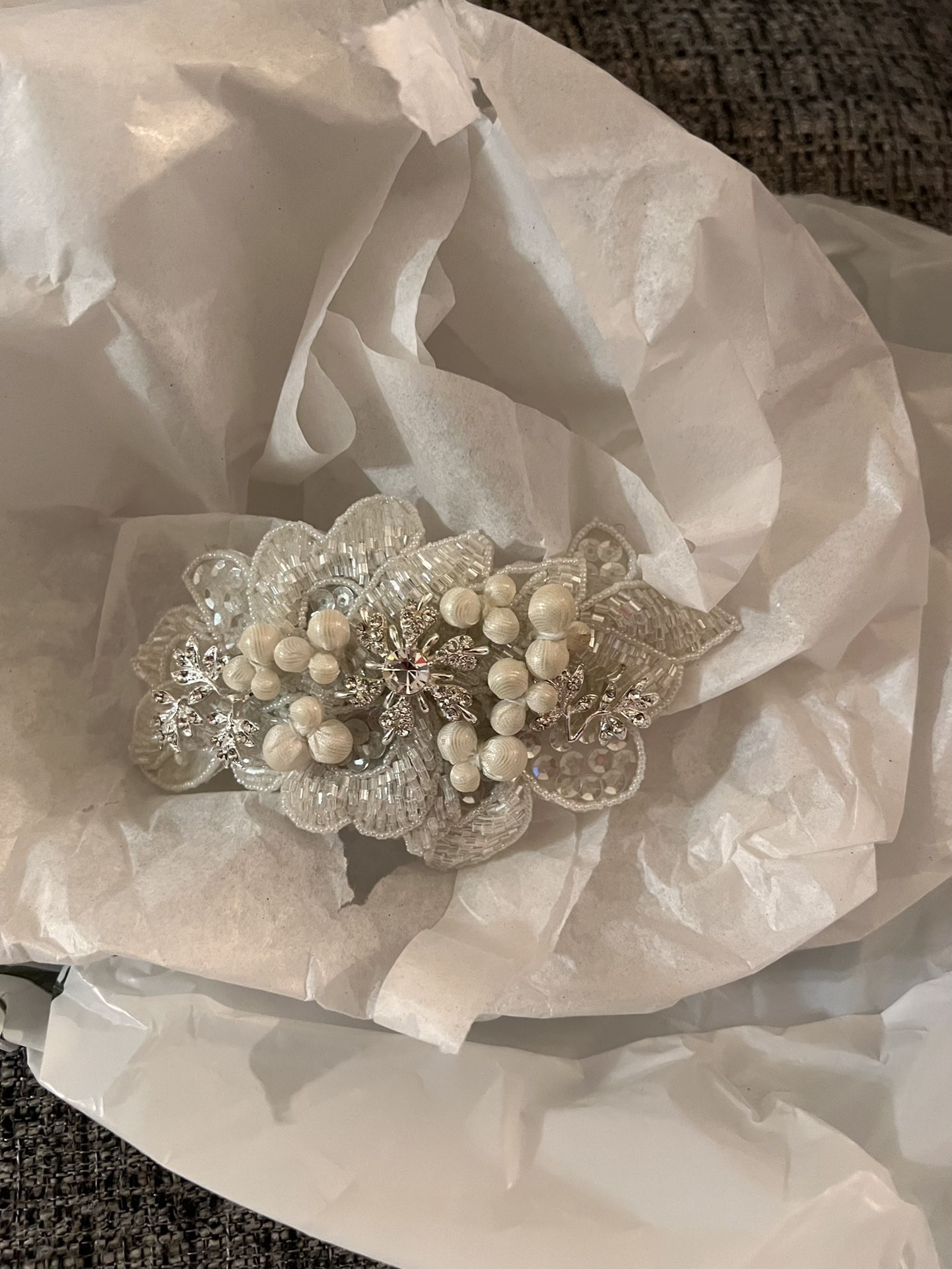 Size 12 David’s Bridal Wedding Dress Package
