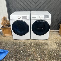 Samsung  Electric Washer and Dryer $200