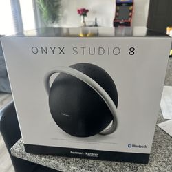 Onyx studio 8 Portable Bluetooth Speaker 