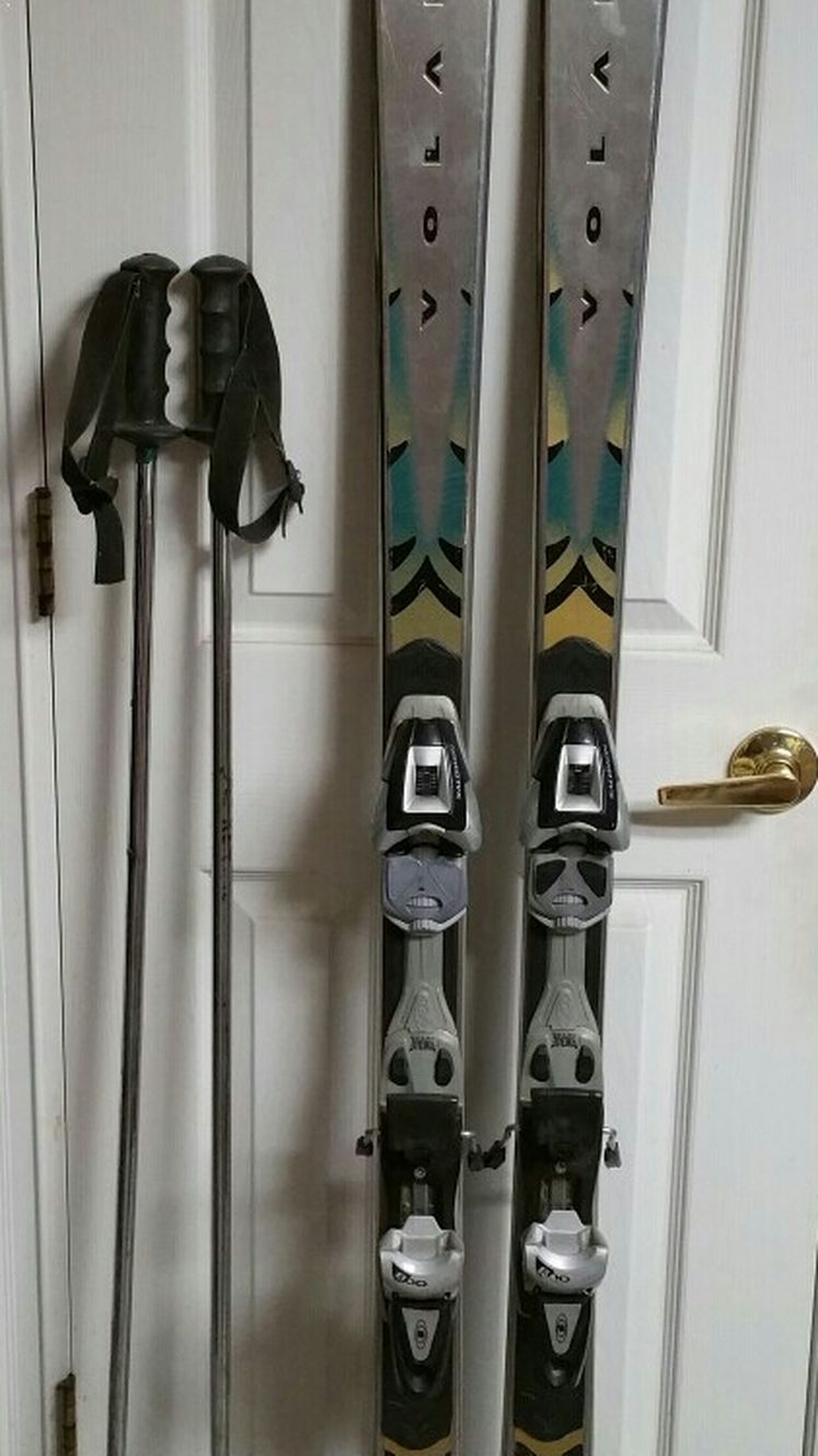 Volant Super L Skis Size 179cm W/ Salomon 800 Bindings & Ski Poles