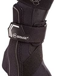 DonJoy Performance Bionic Ankle Brace – 60° Stay w/Stirrup for Mild to Moderate Ankle Support, Prevent Ankle Sprains, Rolls/Ideal for Soccer, Football