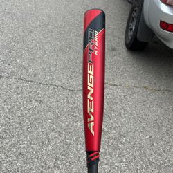 AXE Avenge Pro Hybrid USED ONCE