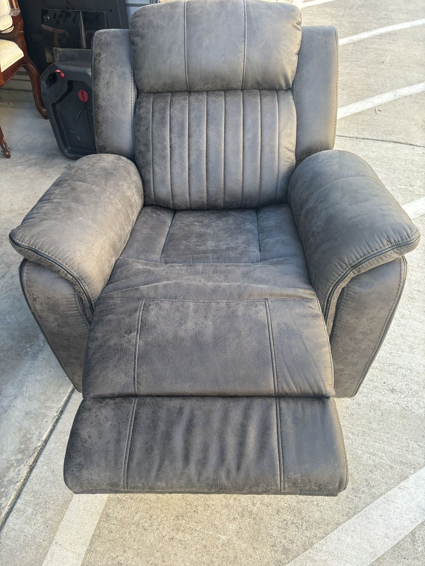 Reclining Chair- Like New