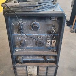 Miller Bobcat 225G Plus Welder/Generator Construction Equitment