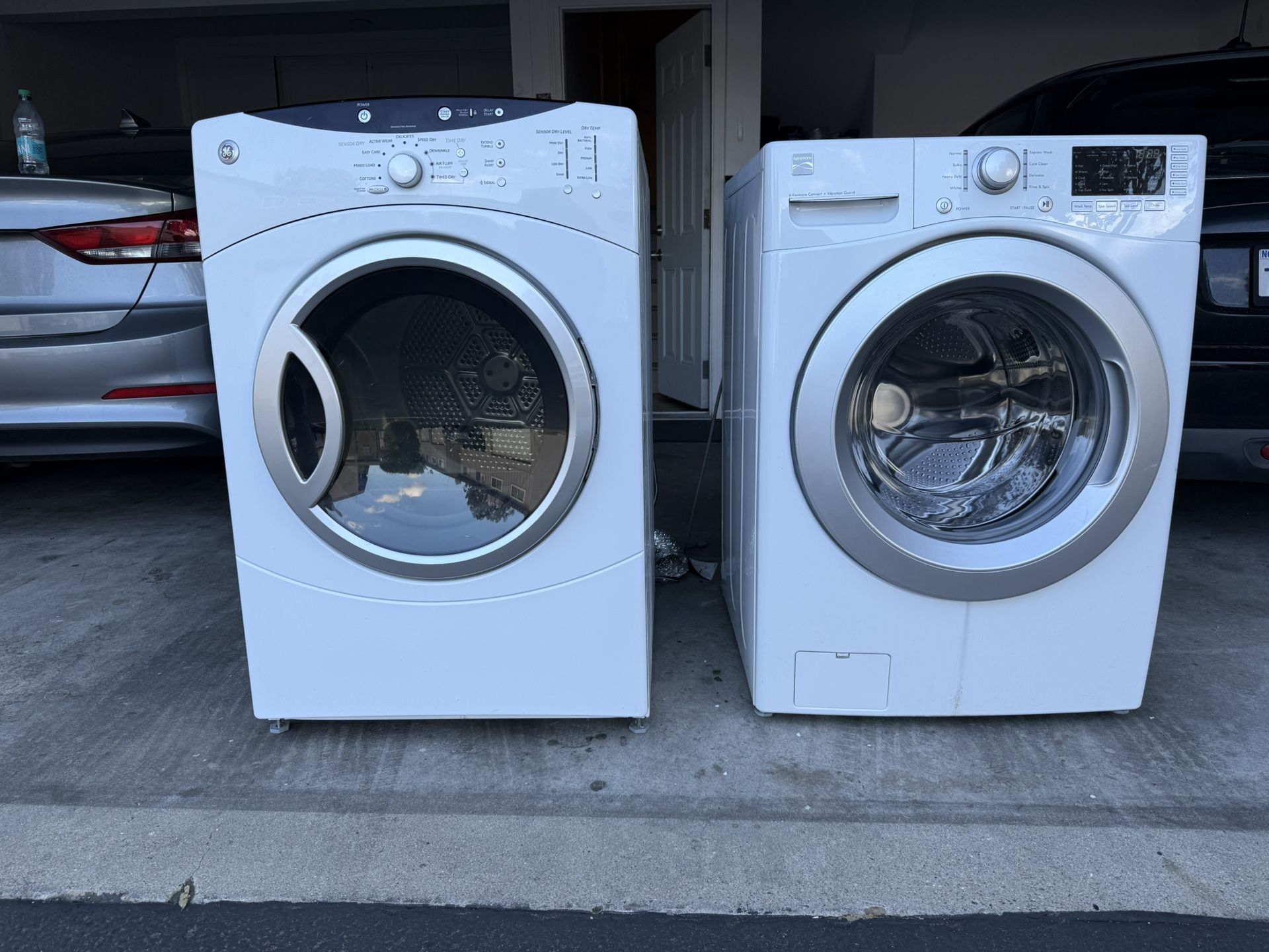 FREE Kenmore Washer & Gas Dryer ( Must Pickup- Both Work)