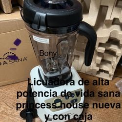 Licuadora Blanca De Alta potencia 👉 princess house todo nuevo y con caja 📦