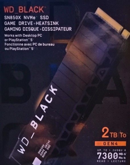 WD_BLACK GAME DRIVE + HEATSINK