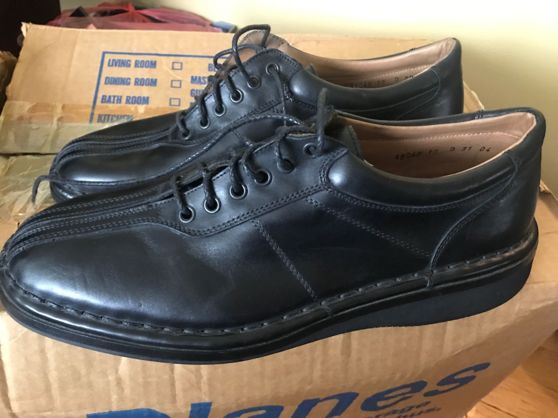 Allen Edmonds shoes size10