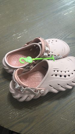Crocs women’s 7