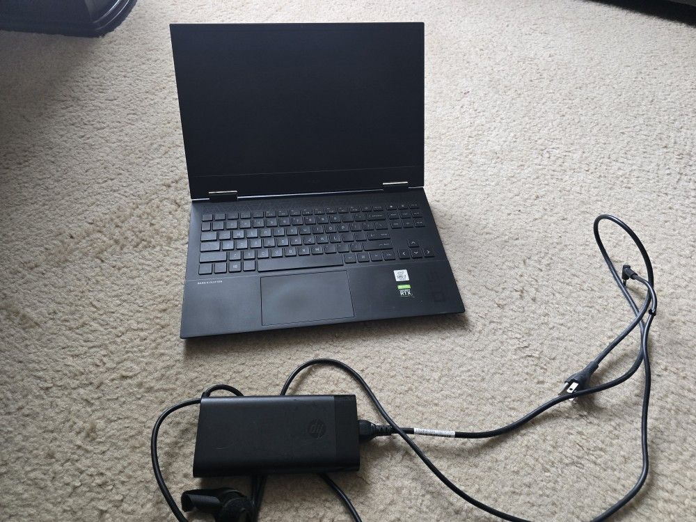 15.6" 300hz i7 2060 16gb ram 32 gb optane memory Omen gaming laptop