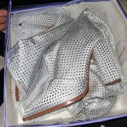 Size 9- BRAND NEW- Silver Thigh High Boots 