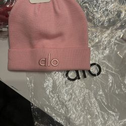 pink alo beanie 