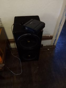 2 kicker 12s in the box with alpine amp