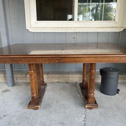FREE TABLE WITH EXTENDER 