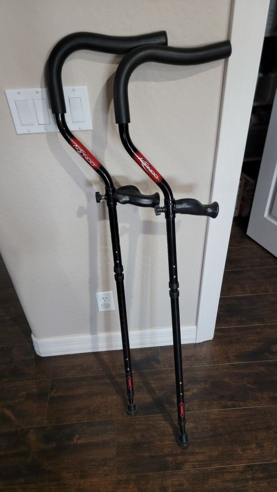 DonJoy Rebound Crutches