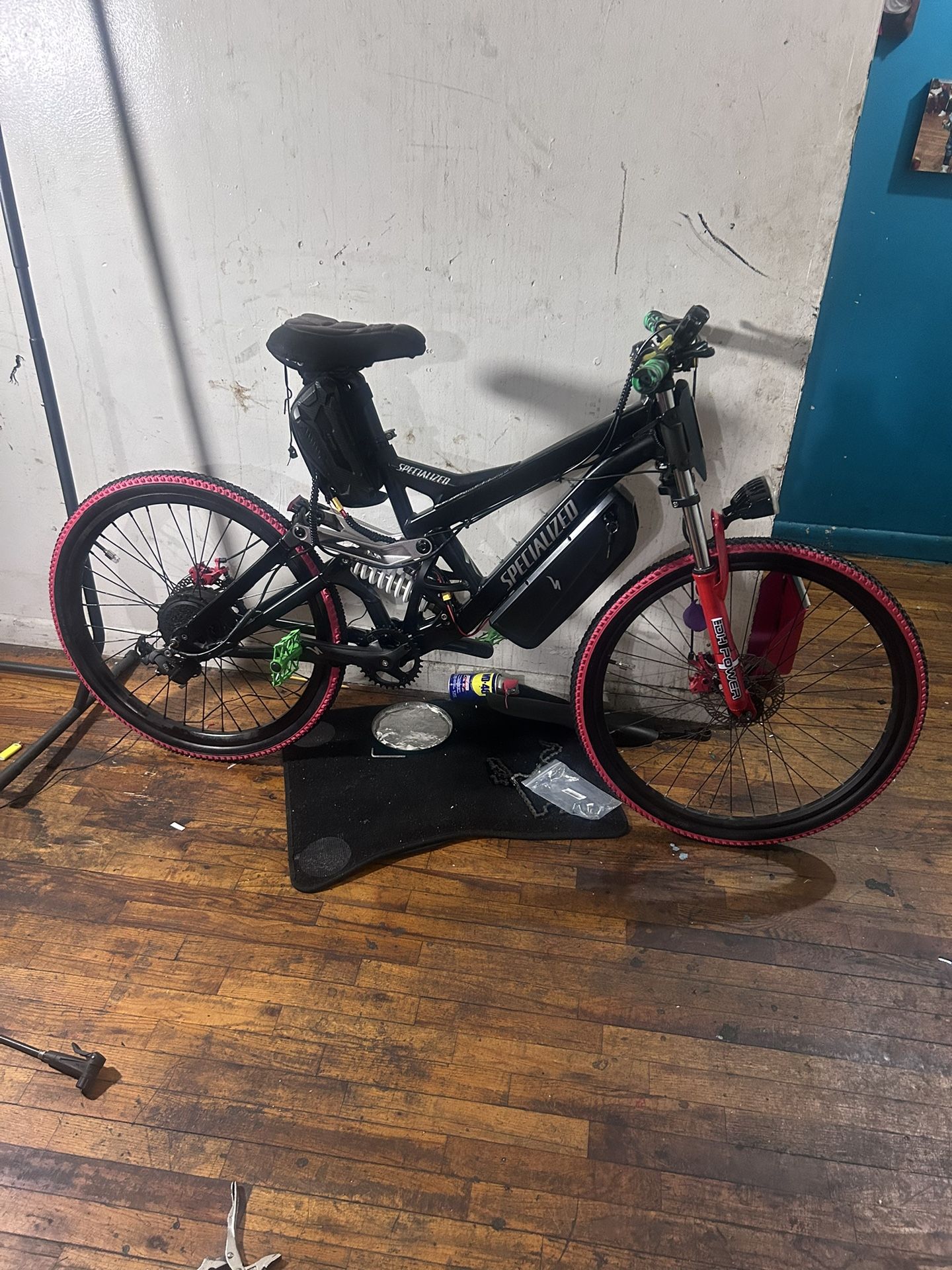 Electric Specialized Bike, New!!! With Key And Charger