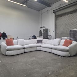 Modular Sectional Couch - Free Delivery‼️
