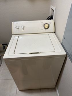 Whirlpool Washing machine.  Winter Haven