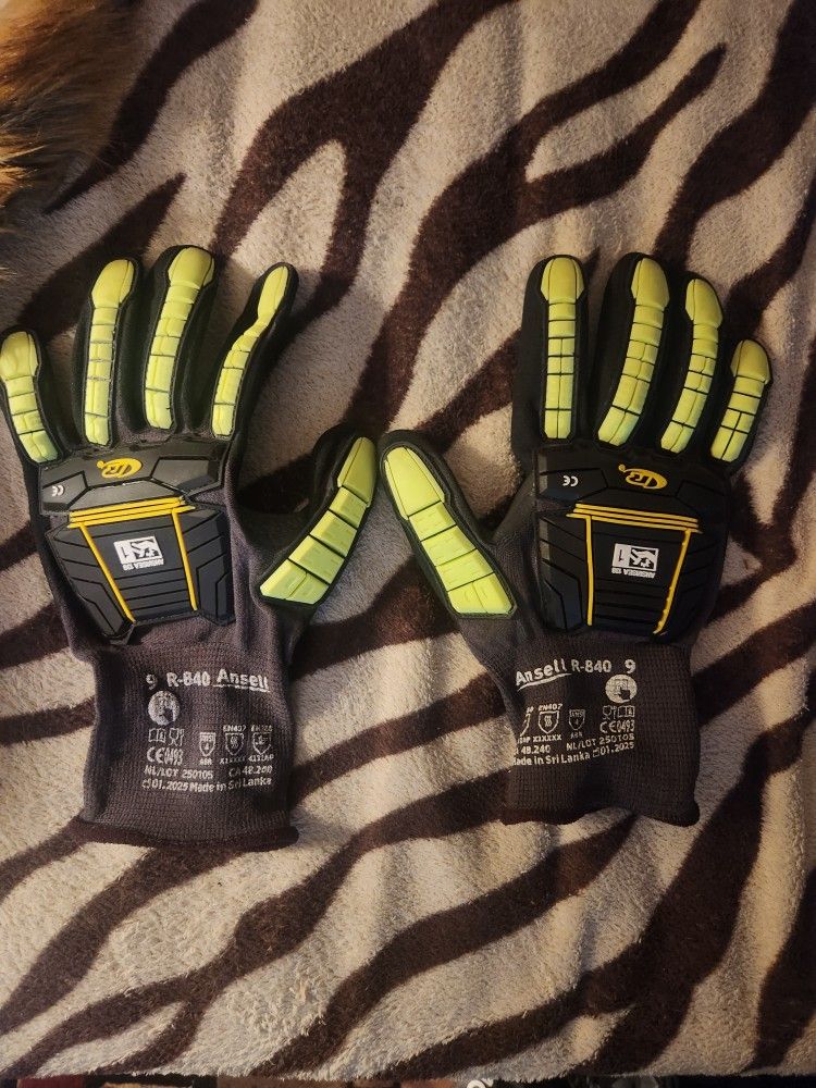 Mens Work Gloves Touchscreen