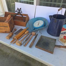 Vintage decorative items