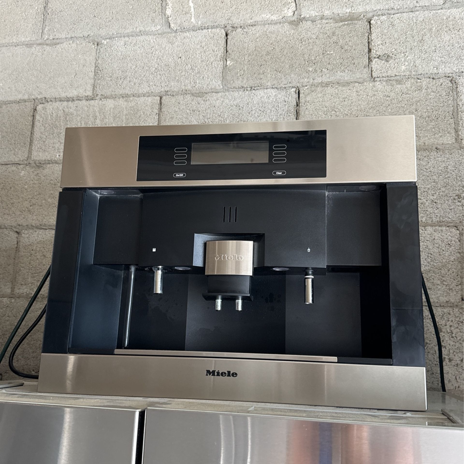 MIELE COFFEE MAKER 24” INCHES 