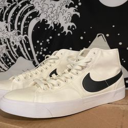 Nike SB Blazer Court Mid Shoes 12