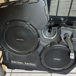Hellcat Challenger Charger  , Speakers 