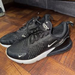 Nike 270