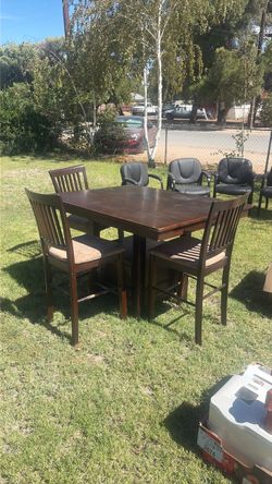 Dinning room table.